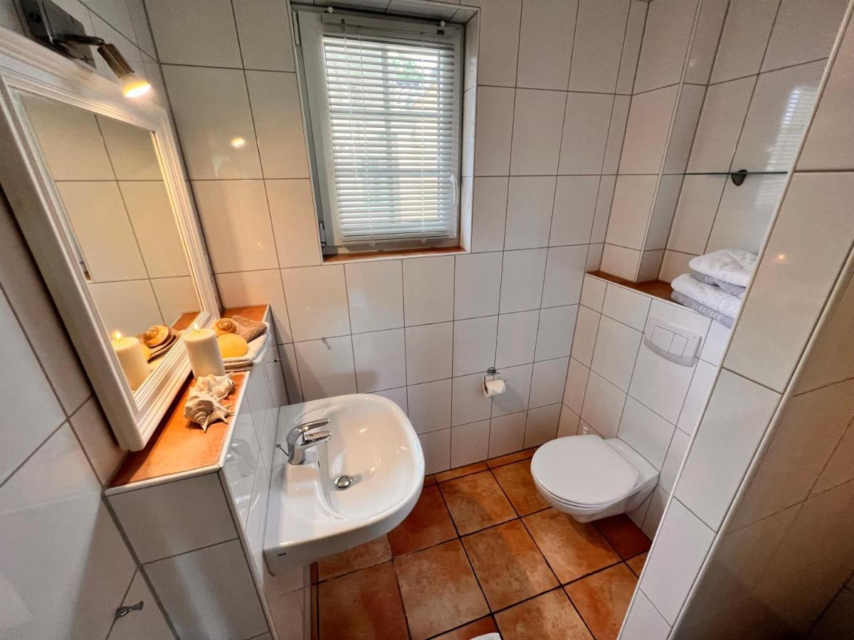 Ferienhaus Anna - Linke Seite Dranske Dış mekan fotoğraf
